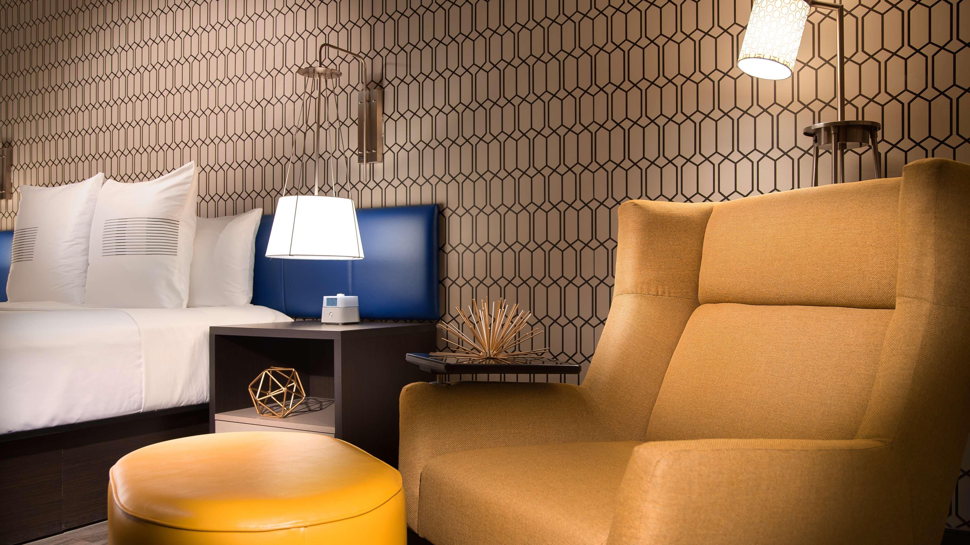 Glo Best Western Nashville Airport Exterior photo