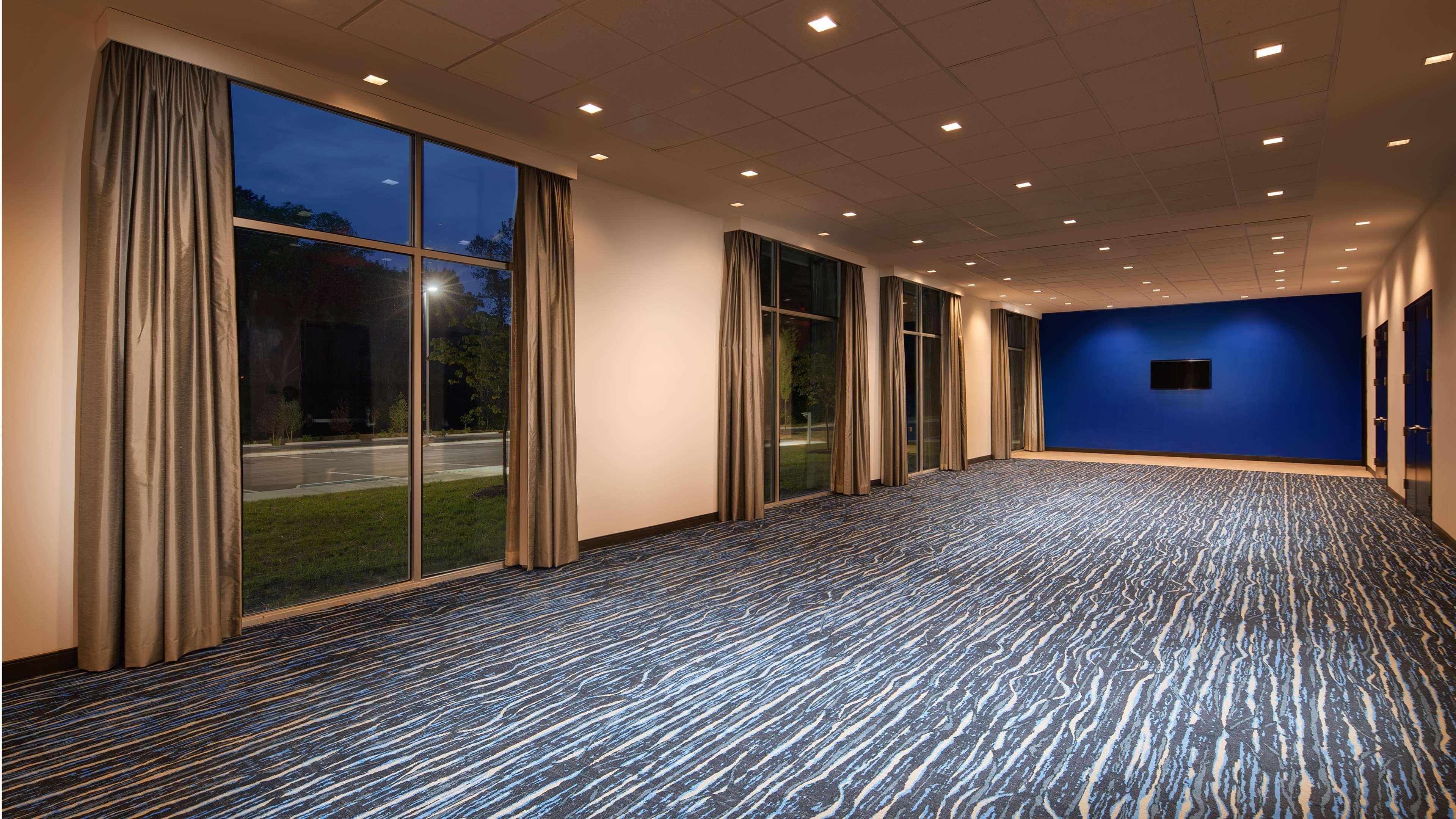 Glo Best Western Nashville Airport Exterior photo